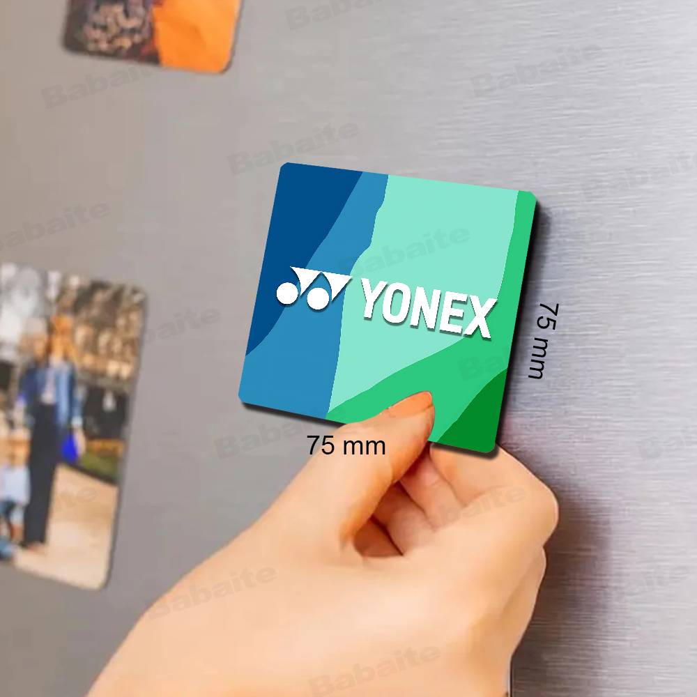 مغناطيس ثلاجة أنيق للريشة الطا - مراجعة Badminton Yonex وسعره