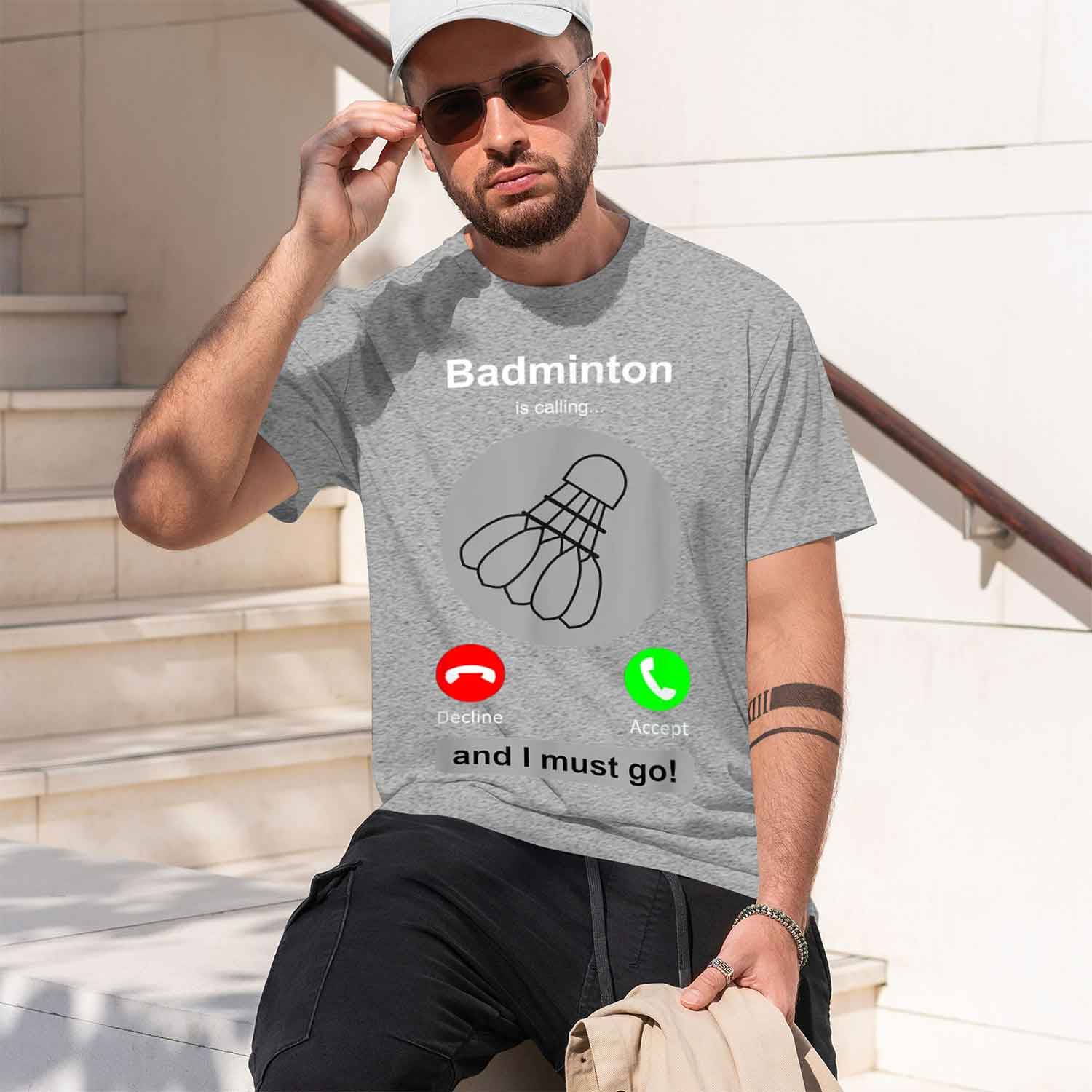 تي شيرت رجالي بتصميم كاجوال مع - مراجعة Badminton Is Calling وسعره