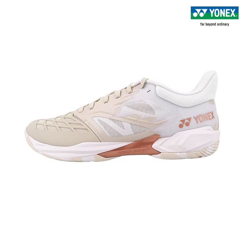 أحذية بادمنتون خفيفة الوزن ومر - مراجعة Badminton Yonex وسعره