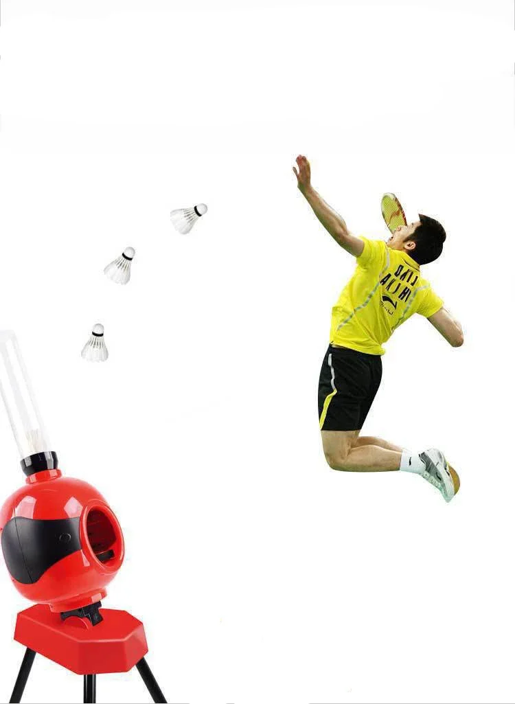 آلة تقديم أوتوماتيكية لتنس الر - مراجعة Badminton Europe وسعره