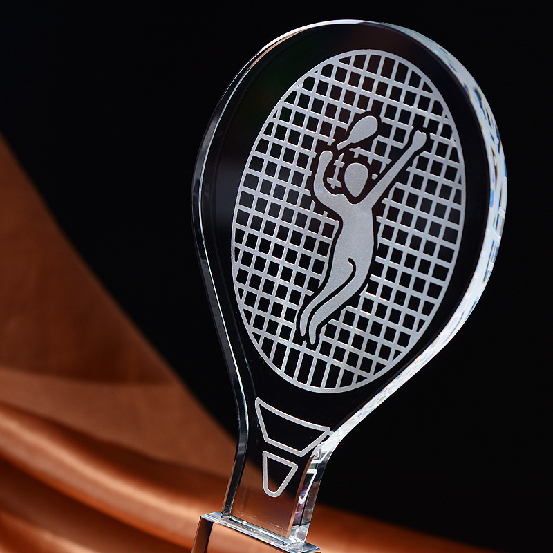 تخصيص كأس كريستال الريشة تنس ا - مراجعة Badminton Europe وسعره