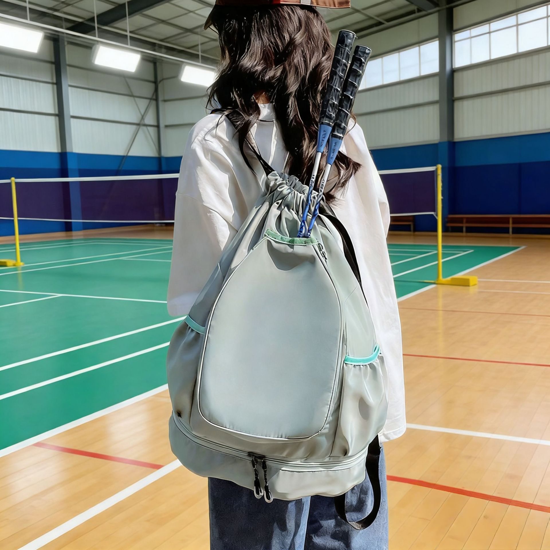 حقيبة مضرب خفيفة الوزن للاستخد - مراجعة Badminton Outdoor وسعره